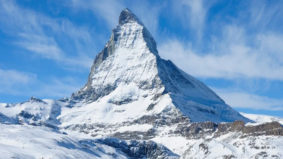 Pesë skiatorë gjenden pa shenja jete në Aplet e Zvicrës, dyshimet e para