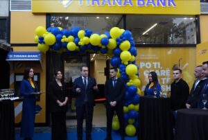 Tirana Bank inauguron degën e re në zonën e Astirit