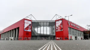 Bomba e pashpërthyer pranë stadiumit në Gjermani shkakton evakuimin e mijëra personave