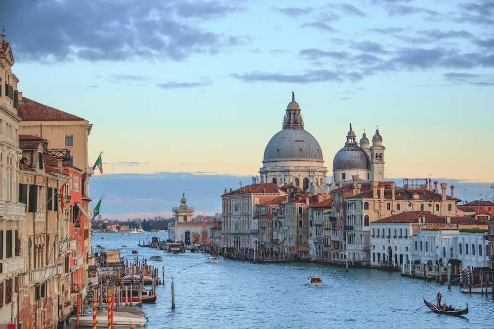 Mbipopullimi i turistëve, Venecia prezanton tarifën e hyrjes