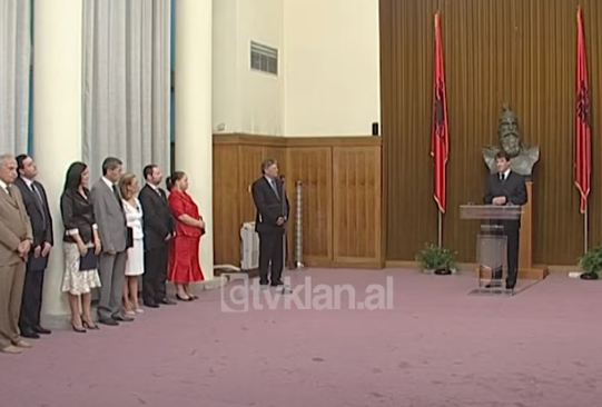 Ceremonia e betimit të gjyqtarëve të lartë tek presidenti Topi &#8211; (31 Korrik 2008)