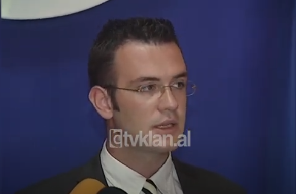 Bogdani akuza Ramës: “Nuk ka ndërtuar shkolla të reja në Tiranë” &#8211; (30 Korrik 2008)