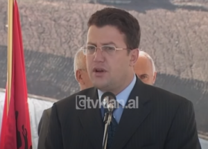 Projekti i landfillit të Sharrës, ministri Olldashi inauguron parcelën e parë &#8211; (18 Shtator 2008)