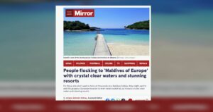 “The Mirror”: Turistët dynden në Shqipëri