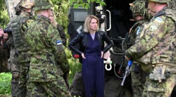 Estonia: Mund të dërgojmë trupa në Ukrainë