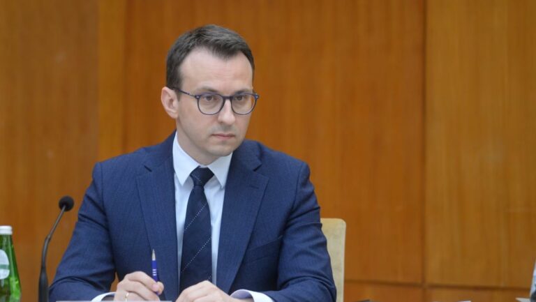 Petkoviç akuzon Kosovën për “shkaktare krizash”