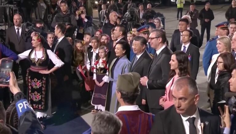Presidenti kinez Xi Jinping viziton Serbinë