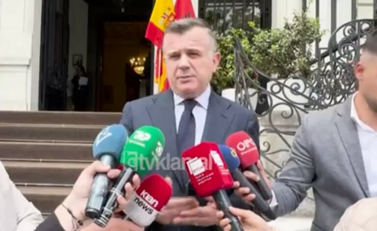 Ministri Balla komenton operacionin e SPAK: Ka marrë fund koha e pandëshkueshmërisë