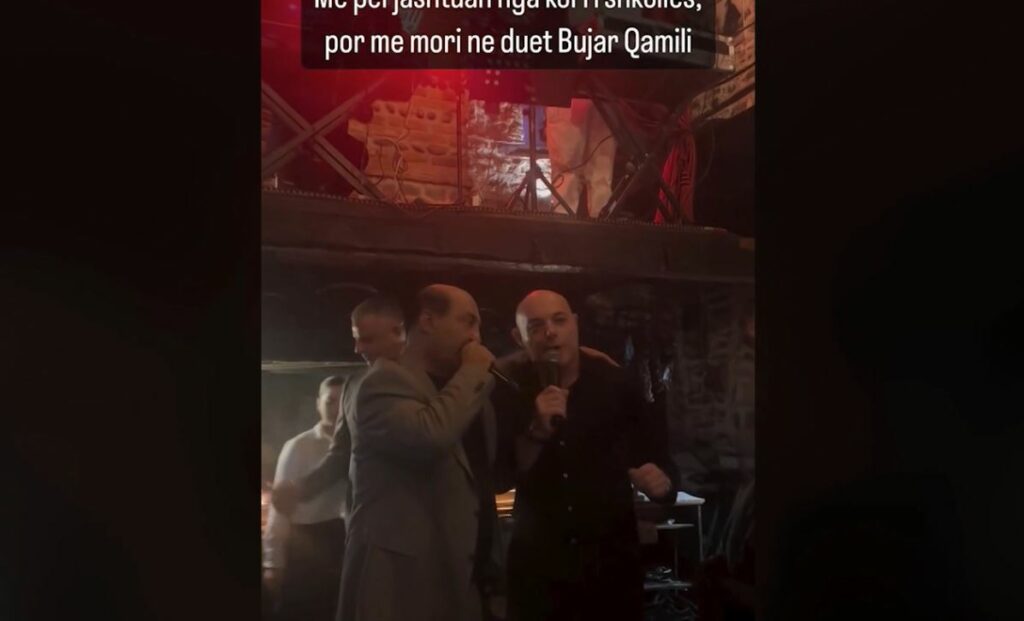 Këndoi mirë apo jo? Fevziu duet live me Bujar Qamilin