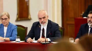 PS me draft-rezolutë, Edi Rama thirrje opozitës: T’i lemë sherret, të punojmë së bashku për Shqipërinë e 2030 në BE
