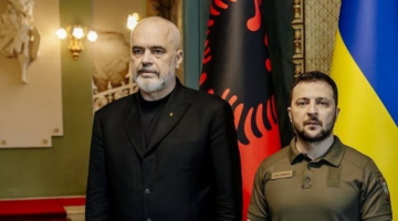 Zelenskyy telefonon Ramën: Shqipëria prezente në Samitin e ardhshëm të Paqes