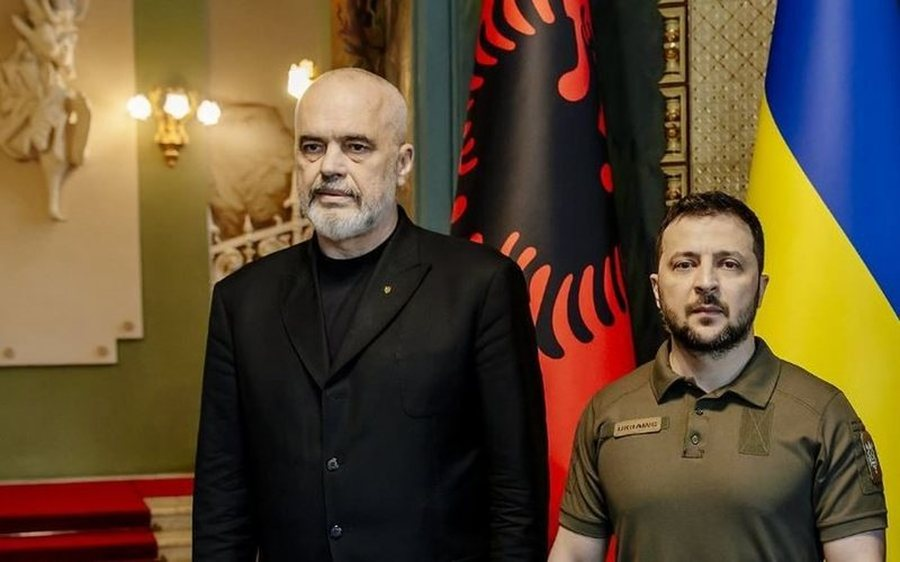 Zelenskyy telefonon Ramën: Shqipëria prezente në Samitin e ardhshëm të Paqes