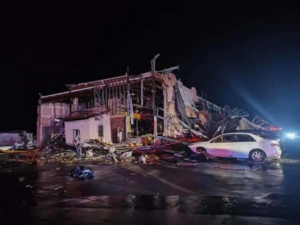 Të paktën 15 të vdekur nga tornadot e fuqishme në SHBA