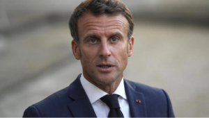 Macron u bën thirrje partive me “vlera republikane” të formojnë Qeverinë e re