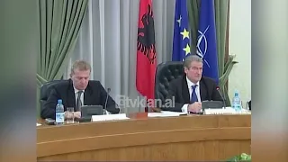 Kryeministri Sali Berisha mbledh komitetin e integrimit në NATO-(1 Tetor 2008)