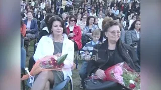 Jozefina Topalli në Gjirokastër me kauzën e luftës ndaj kancerit të gjirit-(31 Tetor 2008)