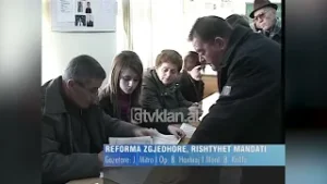 Parlamenti shtyn sërishmandatin e komisionit për reformën zgjedhore-(30 Tetor 2008)