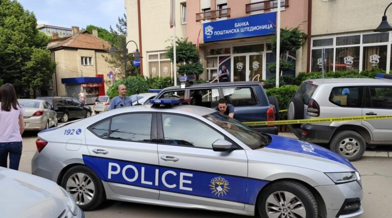 Policia mbyll 6 objekte të Bankës Postare Kursimore të Serbisë në veri të Kosovës