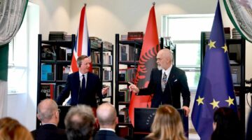 Rama me Cameron: Britania shprehu interes të përfshihet në projektin e hekurudhës Durrës-Prishtinë