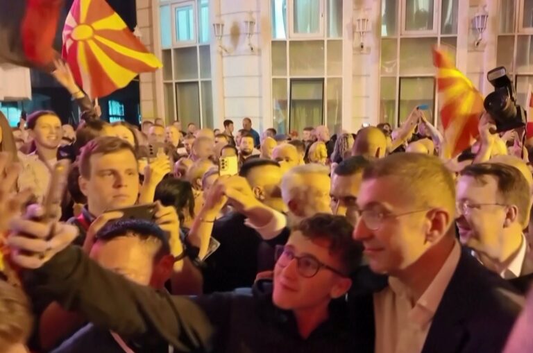VMRO-DPMNE fiton zgjedhjet e dyfishta në RMV