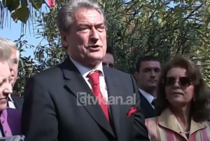 Berisha në Berat, ceremonia e regjistrimit të Beratit në listën e UNESCO-s &#8211; (21 Tetor 2008)