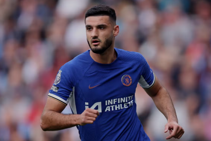 Chelsea i beson sërish Armando Brojës