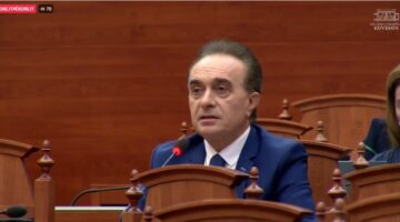&#8220;Nuk talleni dot më&#8221;, Baçi-mazhorancës: Kryetarin Berisha do e keni shpejt në Parlament