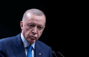 Erdogan: Katastrofë nëse Izraeli sulmon Libanin