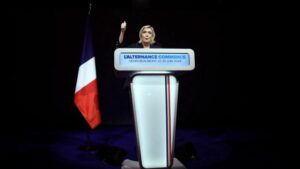 Sondazhet: Partia e Le Pen fiton raundin e parë të zgjedhjeve në Francë