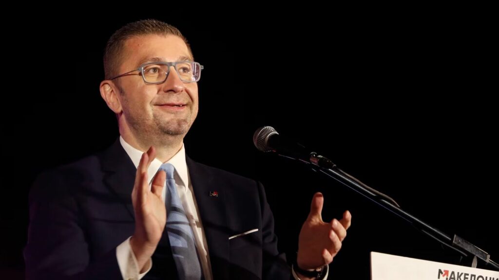 Mickoski: E respektojmë marrëveshjen me Greqinë, këtë ta bëjë edhe Athina