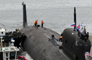 Rusia afron flotën luftarake pranë SHBA