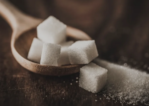 Studimi: Konsumimi i tepërt i sheqerit me pak kalori shkakton sëmundje të zemrës dhe goditje në tru