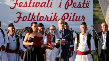 Festivali folklorik “Netët e Bejkës së Bardhë” në Pilur, Presidenti Begaj: Këtu kënga është institucion