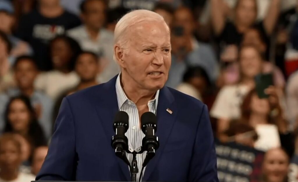 Biden pranon humbjen në debatin me Trump