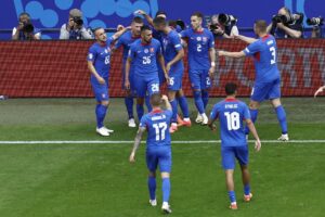 Euro 2024 | Angli-Sllovaki 0-1, mbyllet pjesa e parë (Ndeshja minutë pas minute)
