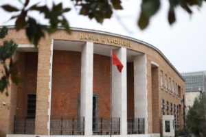 Banka e Shqipërisë blen 32.6 milionë Euro