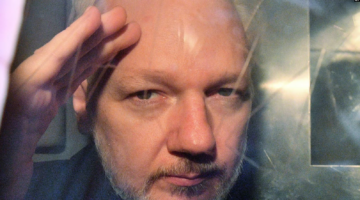 Akuzat për spiunazh, Julian Assange pritet të lirohet pasi të pranojë fajësinë