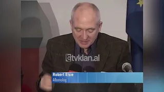 Robert Elsie sjell botimin në anglisht të antologjisë së poezisë shqipe-(5 Dhjetor 2008)