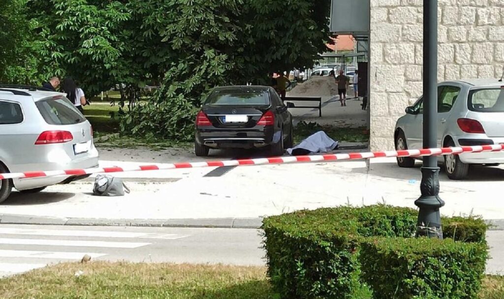 Sulm me bombë në Mal të Zi, vriten 2 anëtarë të grupit kriminal. Plagosen 3 të tjerë
