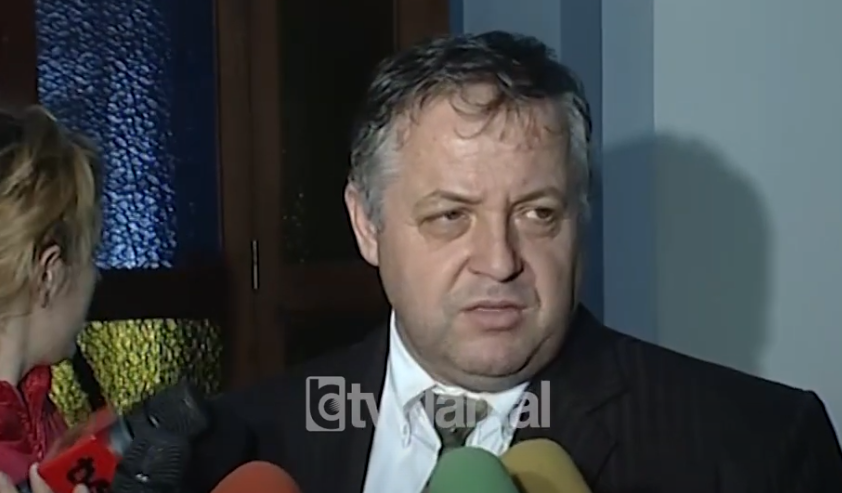 Ferdinand Pone për shkarkimin e Ramës, festoi ditën e Çlirimit kundër kushtetutës-(4 Dhjetor 2008)