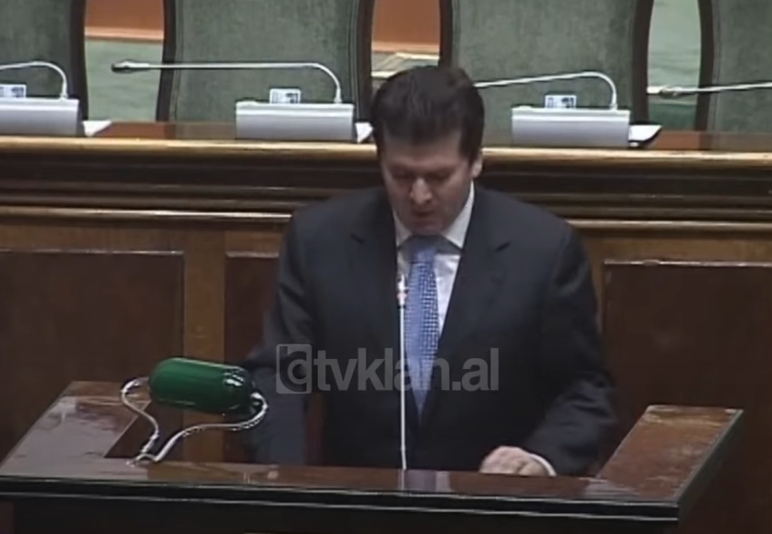 Prokuroria ndryshon akuzat ndaj Mediut, reagimi i tij në parlament &#8211; (12 Shkurt 2009)