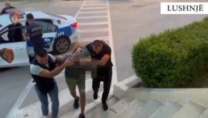 Merrte makina me qira dhe më pas i shiste, arrestohet 43-vjeçari i shpallur në kërkim