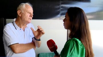 “Shqipëria humbi gjeniun e letrave shqipe”, studiuesi Gjoka: Vepra e Kadaresë tani në një kontekst tjetër