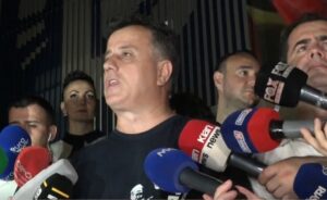 Flamur Noka: Qeveri teknike që Shqipëria të gjejë paqe sociale dhe politike