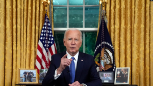 Presidenti Biden thotë se po “pason stafetën” për të bashkuar vendin