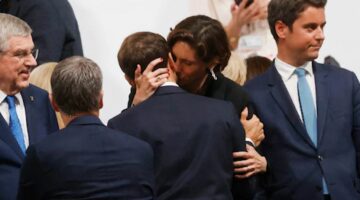 Puthja e Macron me ministren e tij çmend rrjetin