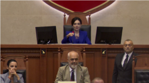 Elisa Spiropali emërohet kryetare e Kuvendit me 75 vota pro