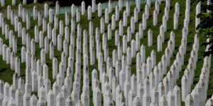 Kuvendi i Kosovës miraton deklaratë për genocidin në Srebrenicë