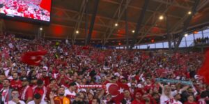 Euro 2024 | “Shpirtin në fushë”, Turqia shkon në çerekfinale