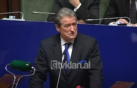 Kuvendi miraton anëtarësimin e Shqipërisë në NATO, Berisha: Ditë historike për vendin -(26 Mars 2009)